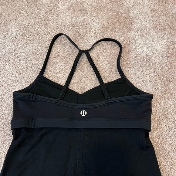 Waist Length Lululemon Tank Top - Picture 3 of 4